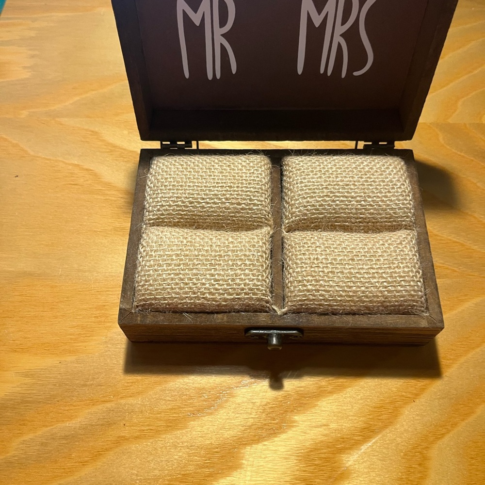 Rustic Brown Ring Box